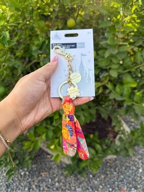 Disney Multicolor Floral Tassel Keychain with Gold-Tone Hardware